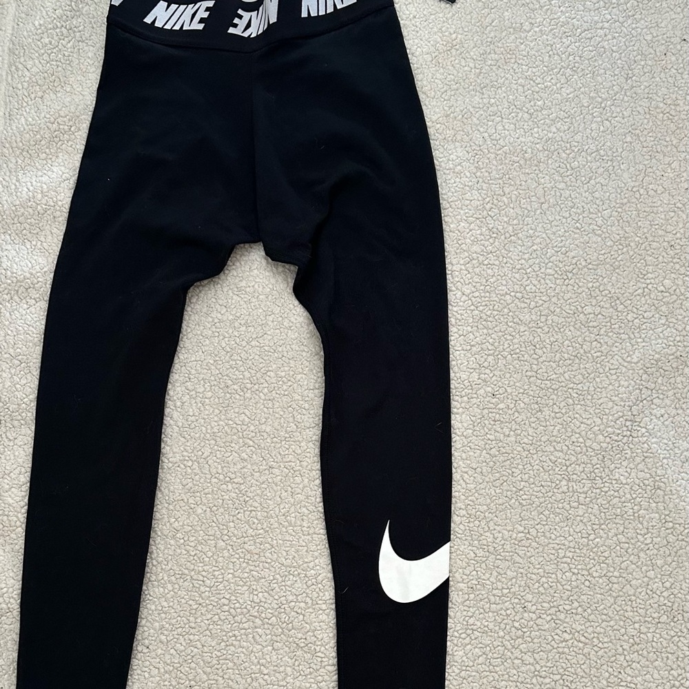 Nike Black Leggings Stretchy Athletic Wear